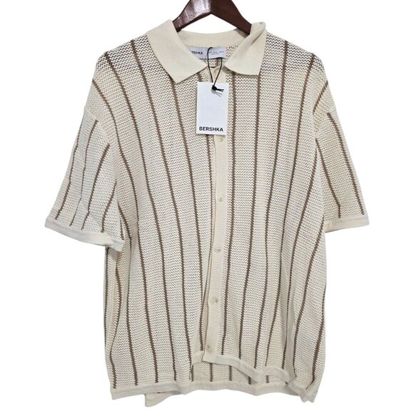 Bershka‎ Striped textured short sleeve shirt In Sand Size Large - Picture 1 of 3